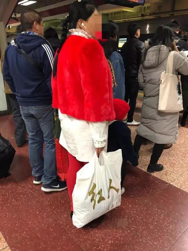 盘点让人哭笑不得的搞笑瞬间,吃瓜搞笑瞬间