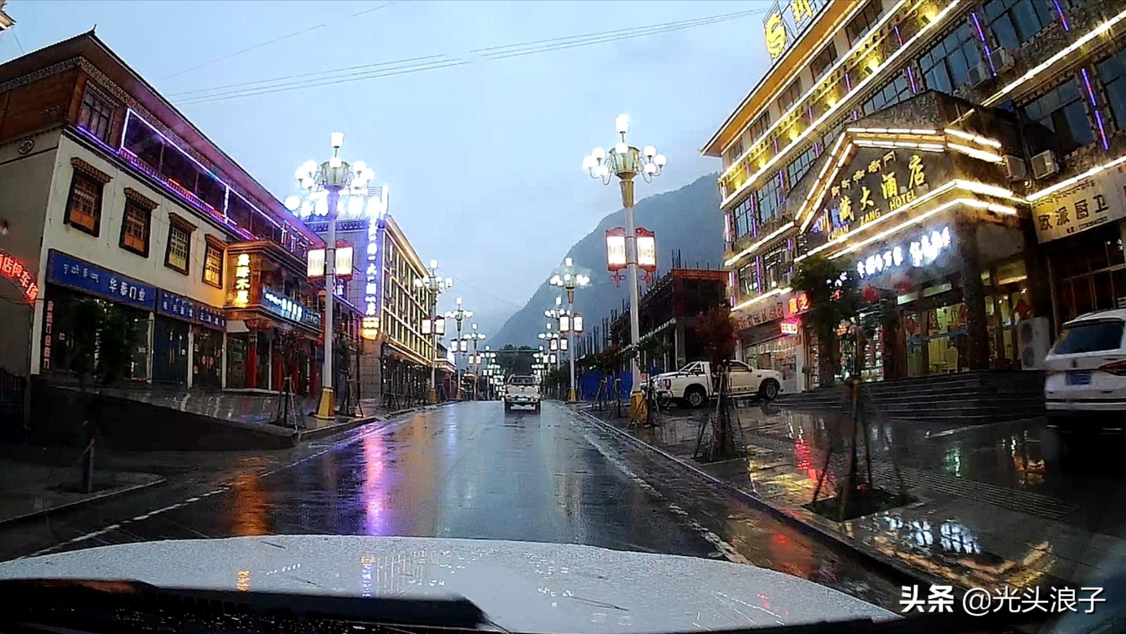 川藏318最危险的路段,川藏线318最容易落石的时间段