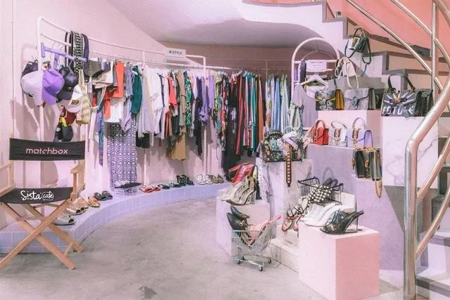 泰国便宜小众潮牌衣服,最近很火的泰国潮牌衣服