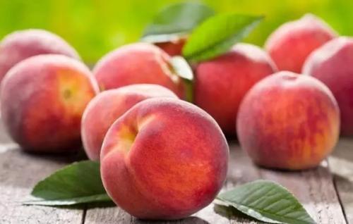 桃子含铁量高，所以经常吃能补血？夏季吃桃子，别犯这几个错误