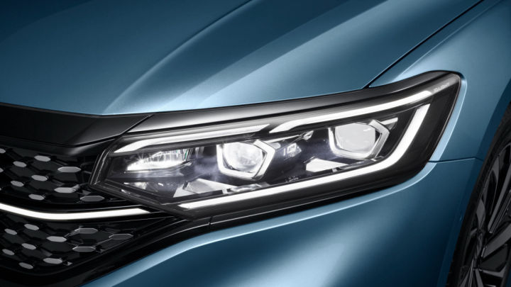 大众新款帕萨特到底值不值得买,曾经的b级车雪铁龙c5