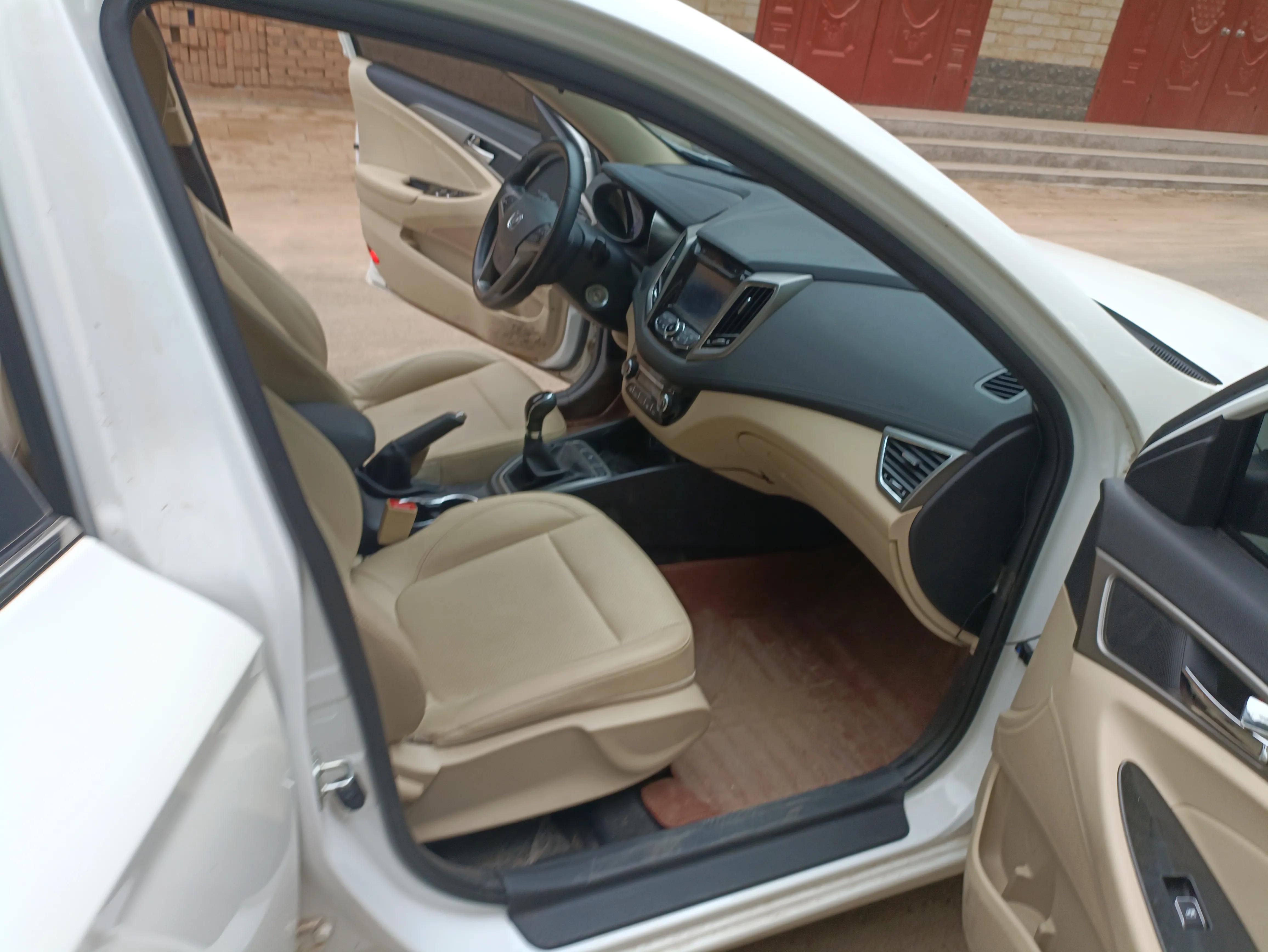 空间宽敞乘坐舒适的车,空间宽敞又舒适