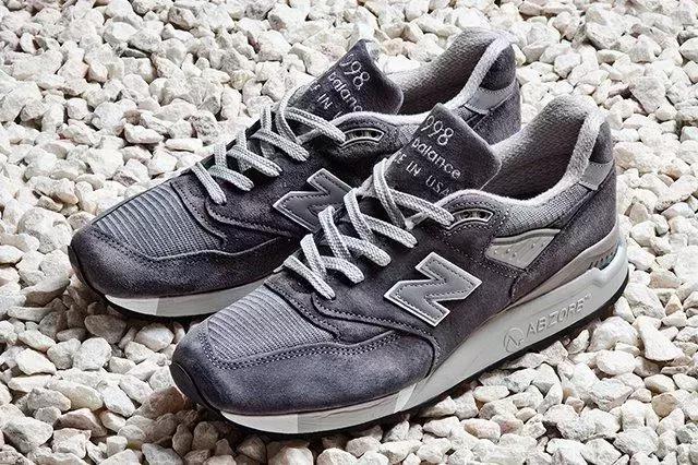 newbalance属于潮牌嘛,余文乐newbalance穿得最多