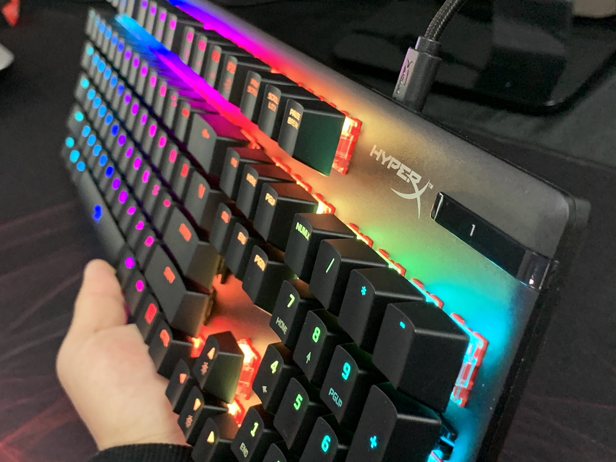 最值得入手的青轴无线机械键盘,入门级机械键盘红轴推荐