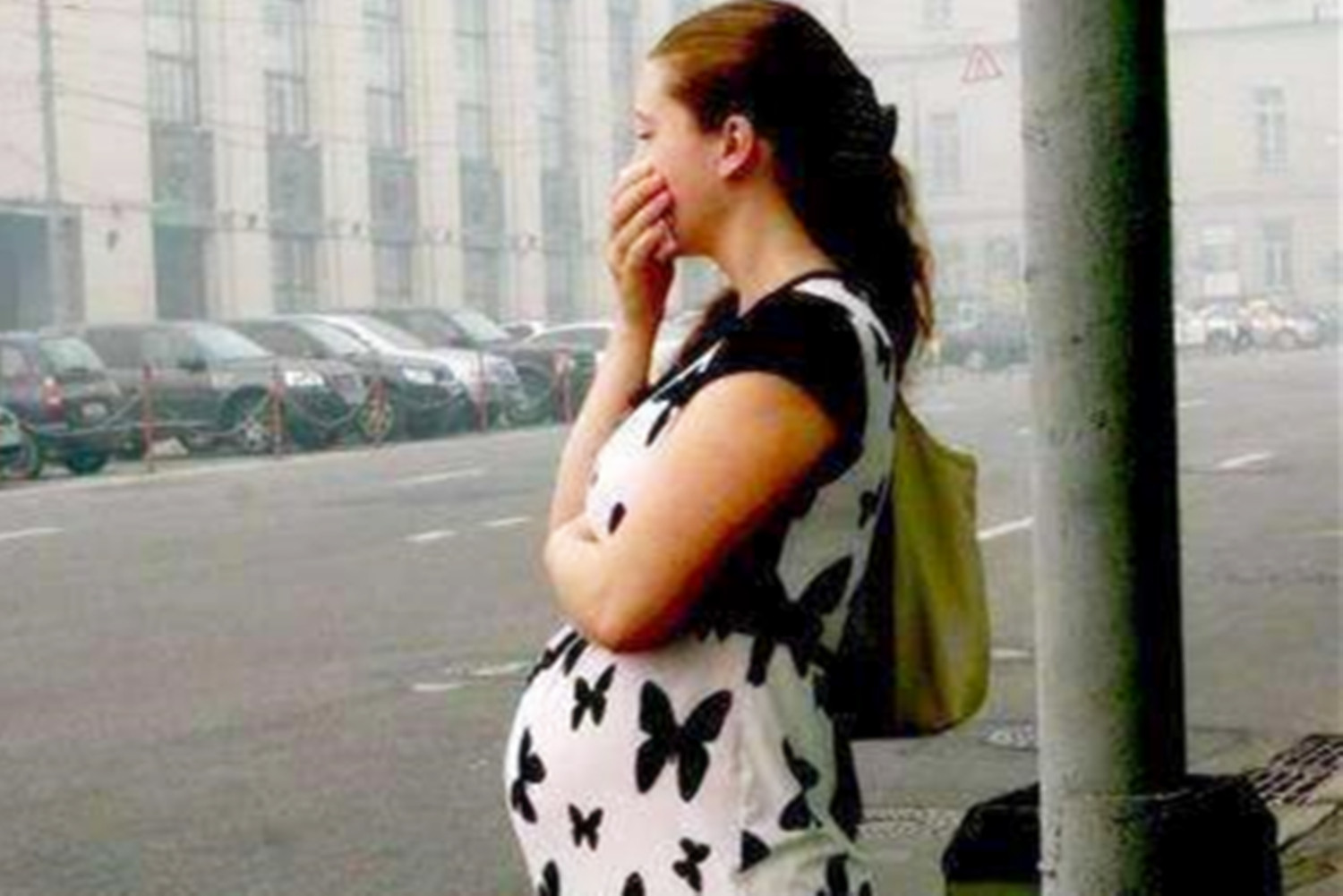 怀孕后恶心呕吐怎么缓解,孕期便秘头晕呕吐怎么回事