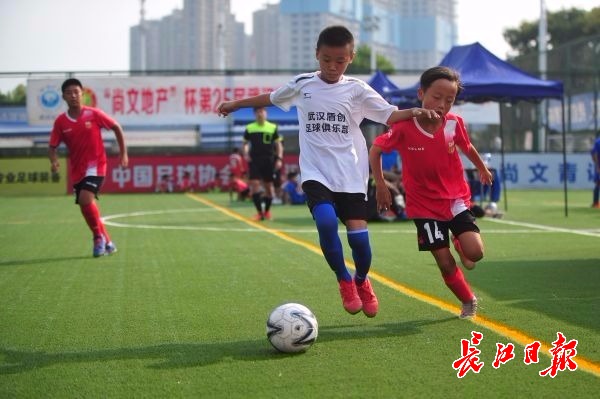 武汉晚报杯足球赛小学,武汉青少年足球比赛时间表