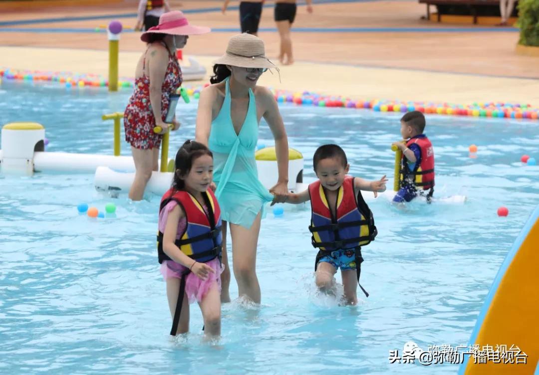 弥勒湖泉水乐园,弥勒水上乐园温泉