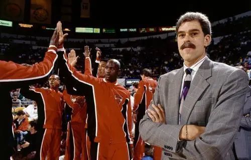 皮蓬谈论科比,皮蓬谈詹姆斯科比历史地位