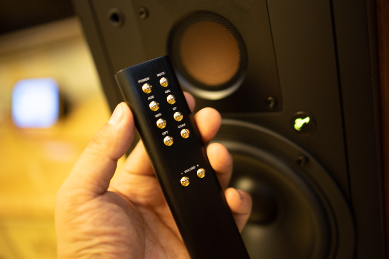 惠威m300mk2是多媒体音箱吗,客厅嵌入式音箱