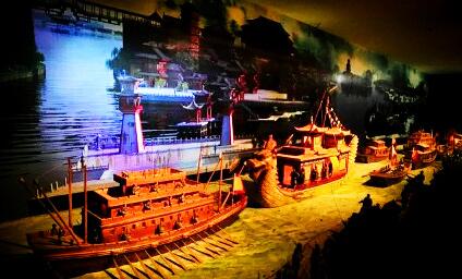 八岁神童，曾敢坐在杨贵妃怀里卖萌，最终却背负一身恶名