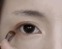 化妆使用气垫的正确步骤顺序,不卡粉不脱妆的正确化妆顺序