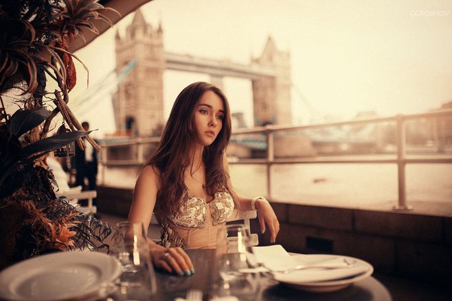 吃错药还是发神经？为何工*党**领袖科尔宾又是阻止脱欧又要废王室？