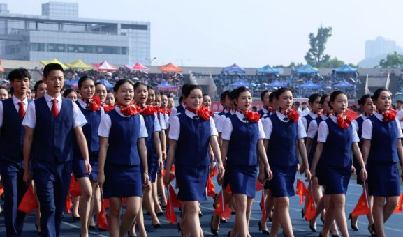 易烊千玺王俊凯王源说重庆话,重庆易烊千玺去过的地方