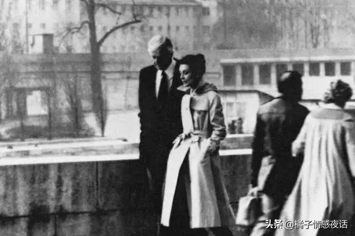 纪梵希有多爱赫本：他明明见过银河，却唯独，偏爱这一颗星星