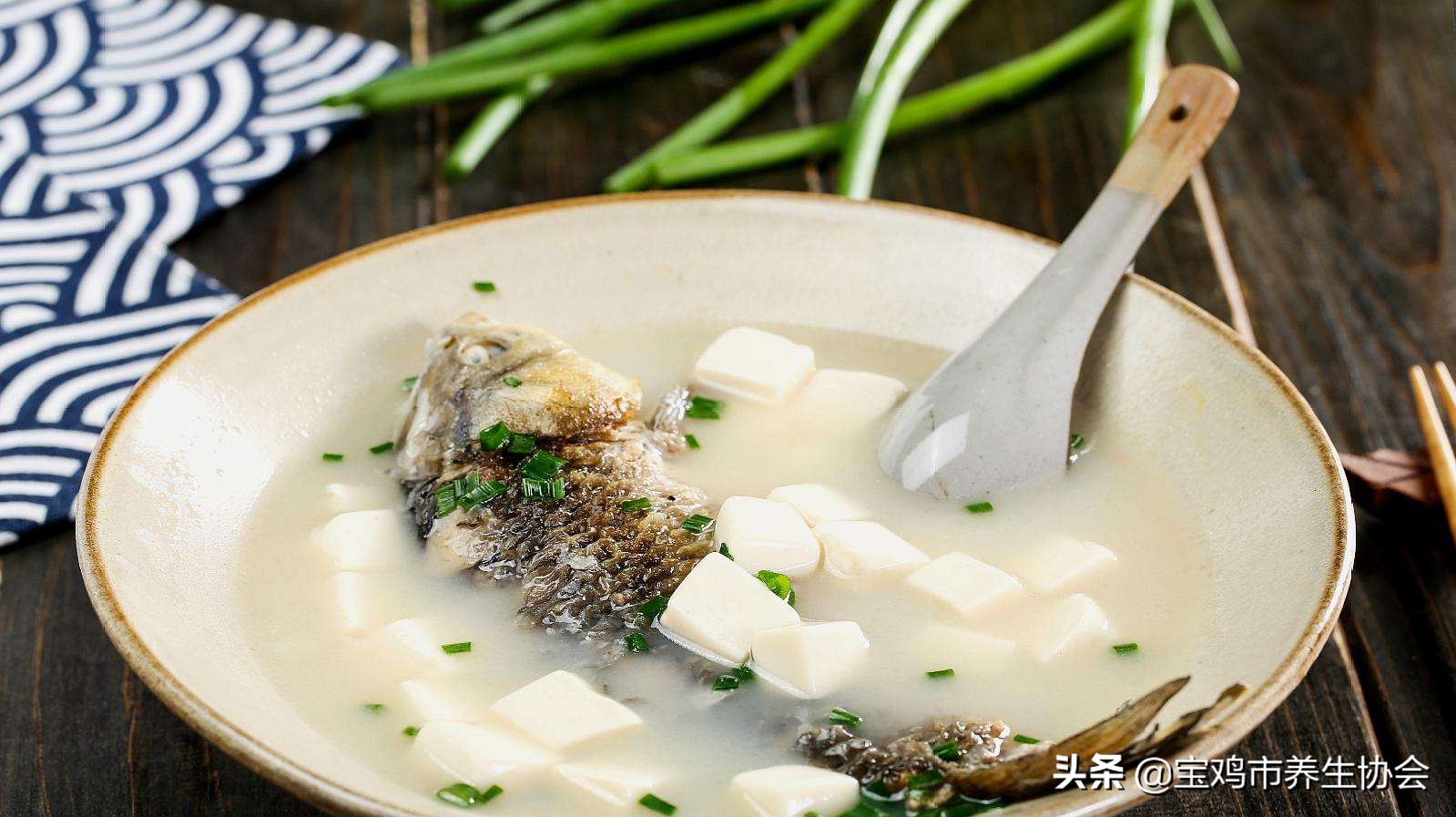 养生豆腐汤热量,鲫鱼豆腐减肥餐