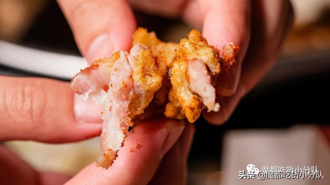 排队归排队，这店名你念的对吗？