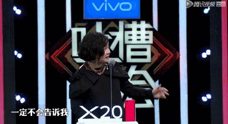 张雨绮雨化田,张雨绮撑伞