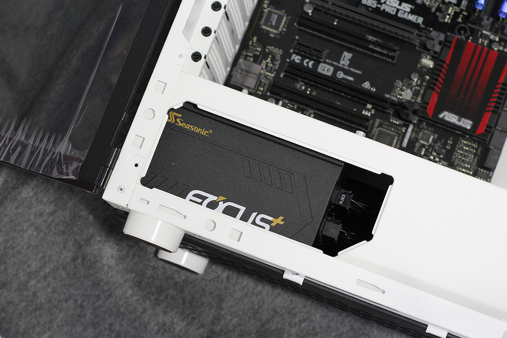 麻雀虽小，用“料”十足——Tt（Thermaltake）挑战者H3机箱体验