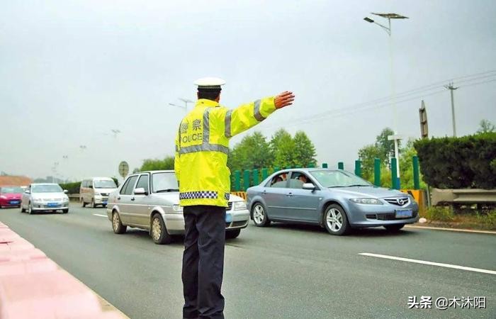 交规违章如何申请行政复议,开车违章行政复议在哪里办