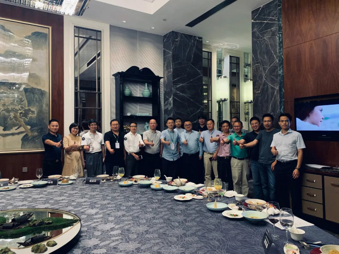 家壹品智能家居联手十杰装饰,打造无线智能家居体验厅