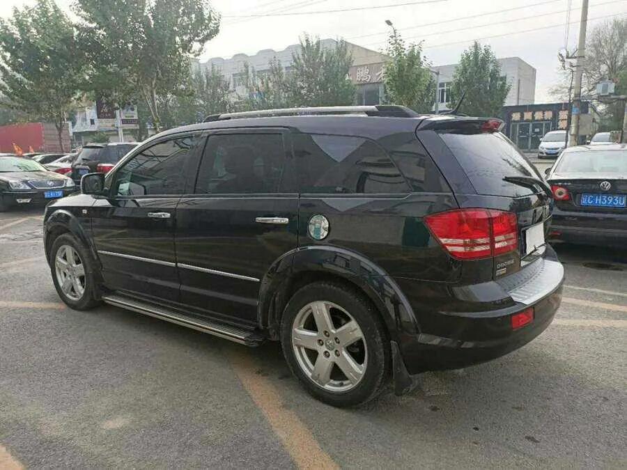 道奇酷威。不是我对美系车有偏见而是他真不是好学生