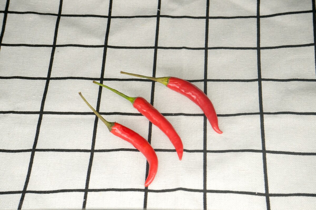 为啥吃辣椒屁股疼,为什么吃辣椒屁股痛