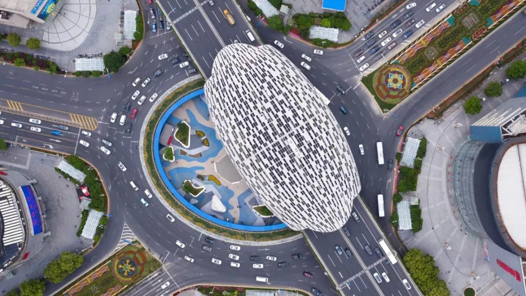 一座城，十六个区，4分20秒带你看航拍上海！