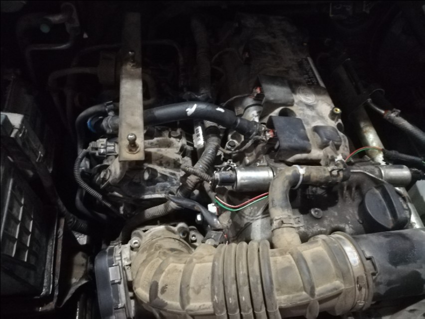 五菱宏光s烧机油通病,五菱宏光s烧机油解决办法