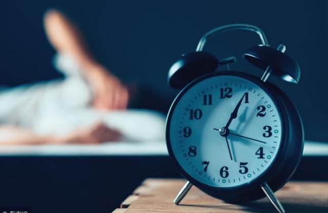 因熬夜失眠怎么快速入眠,失眠按哪个穴位能快速入眠