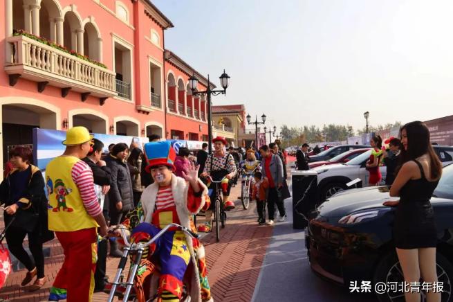 时装秀时尚街拍,时尚时装秀走秀视频