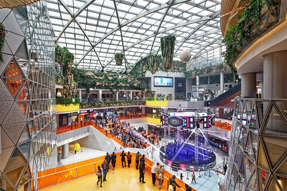 绿地缤纷城江景房多少钱一平米,武汉绿地缤纷城有小孩玩的地方吗