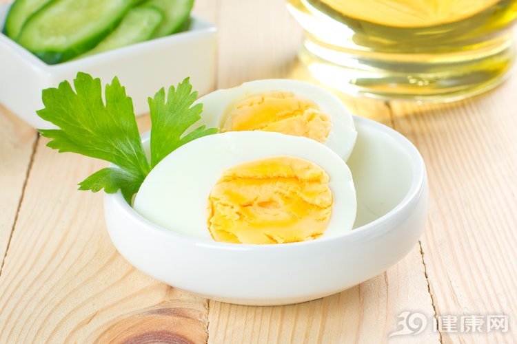 鸡蛋不吃蛋黄对胆固醇高有影响吗,低密度胆固醇高不能吃鸡蛋蛋黄吗