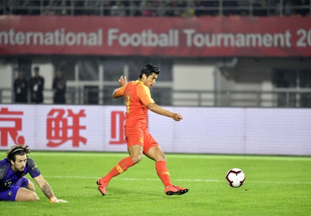 国奥5比0大胜西亚劲旅,中国国奥0-1马来西亚国奥首发阵容