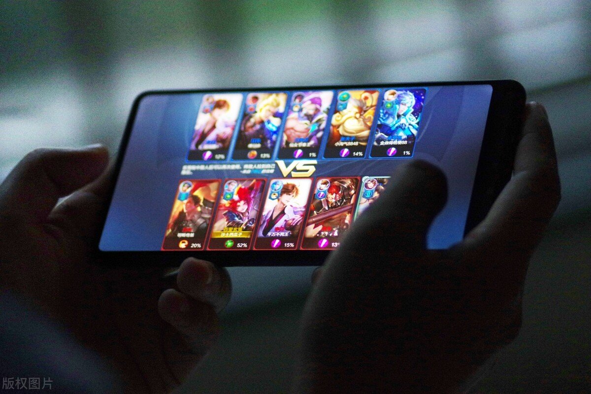 一定要有对象的所有社交账号吗,情侣有必要添加所有社交账号