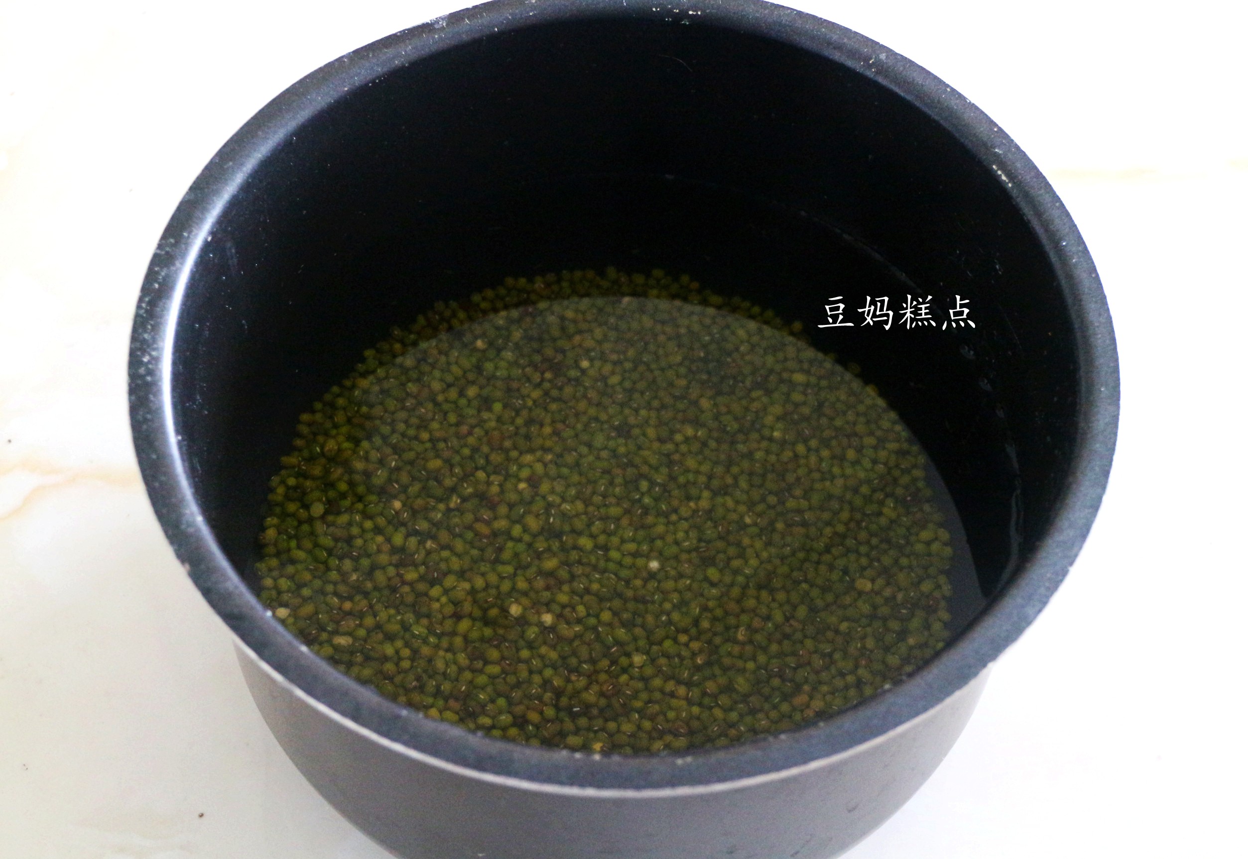 教你绿豆汤最简单的做法，天热防中暑，降脂减肥