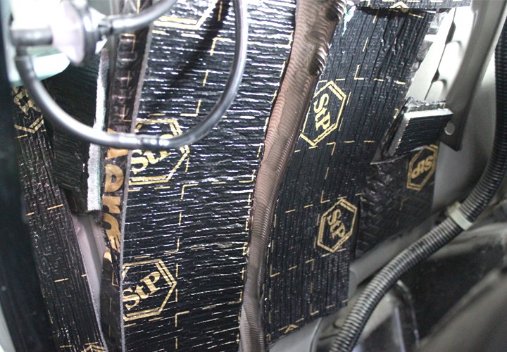 怀柔尼桑途乐音响改装,门头沟尼桑途乐音响改装案例