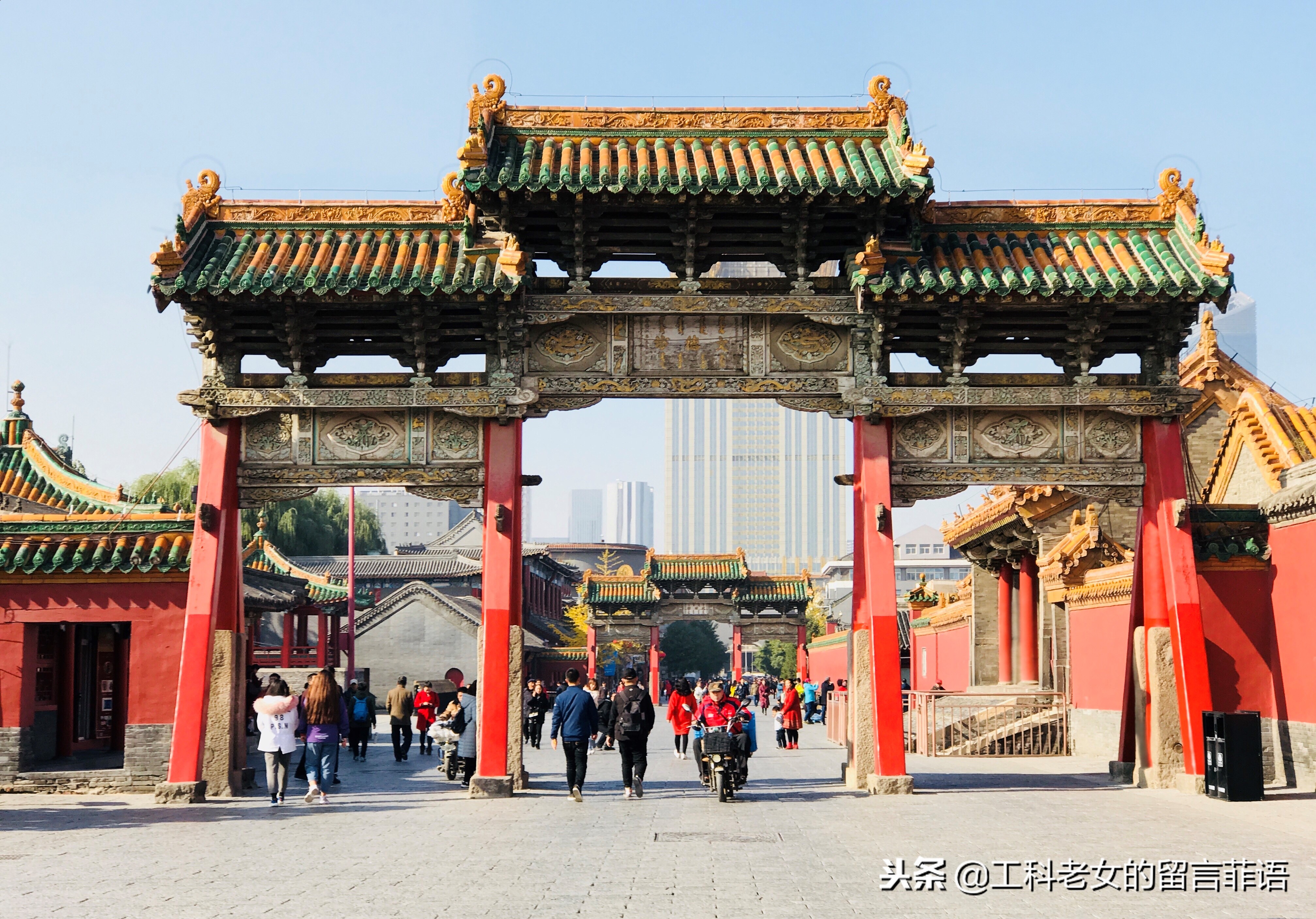 沈阳故宫具有浓厚的满族特色,沈阳故宫人气爆表