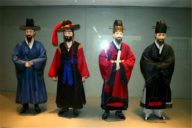 韩国服饰和明代服饰区别,韩国历史各个朝代服饰