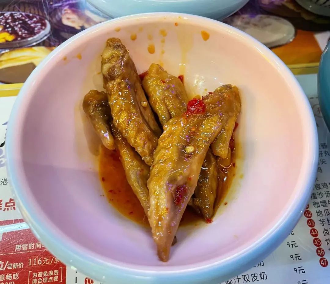 抖音红了的食物,成都自助甜品20元随便吃