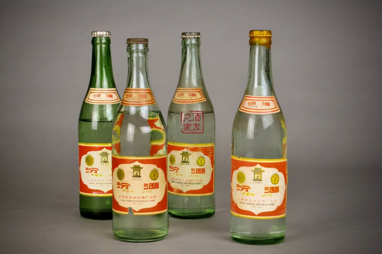 汾酒,一瓶老酒拍出天价,涨了1894倍,背后有何故事?