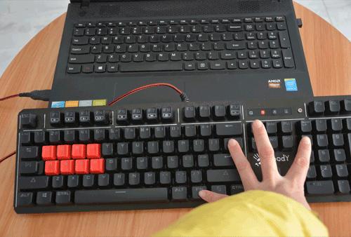 双飞燕q865光轴机械电竞键盘,双飞燕机械键盘975