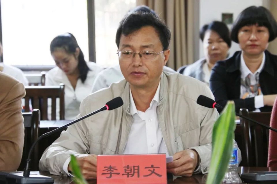 景洪市人民医院成立甲状腺外科程若川及超声科王丹专家团队工作站