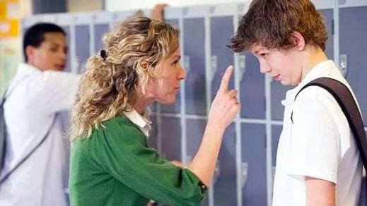 写作文思维混乱的学生怎么教,作文写得三观不正充满负能量