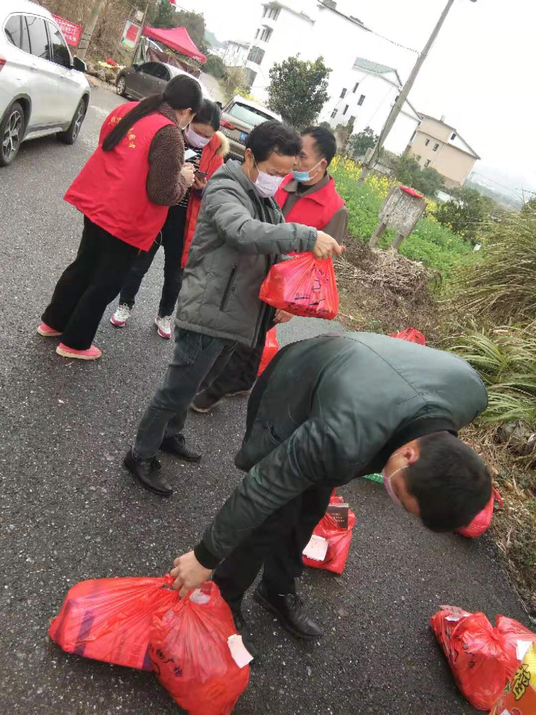 战疫防控志愿服务队,战疫志愿者服务在行动