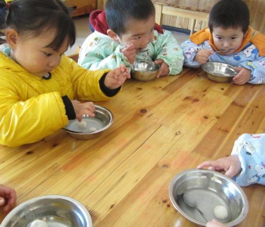 宝宝每天吃糖的危害,宝宝大量吃糖的危害