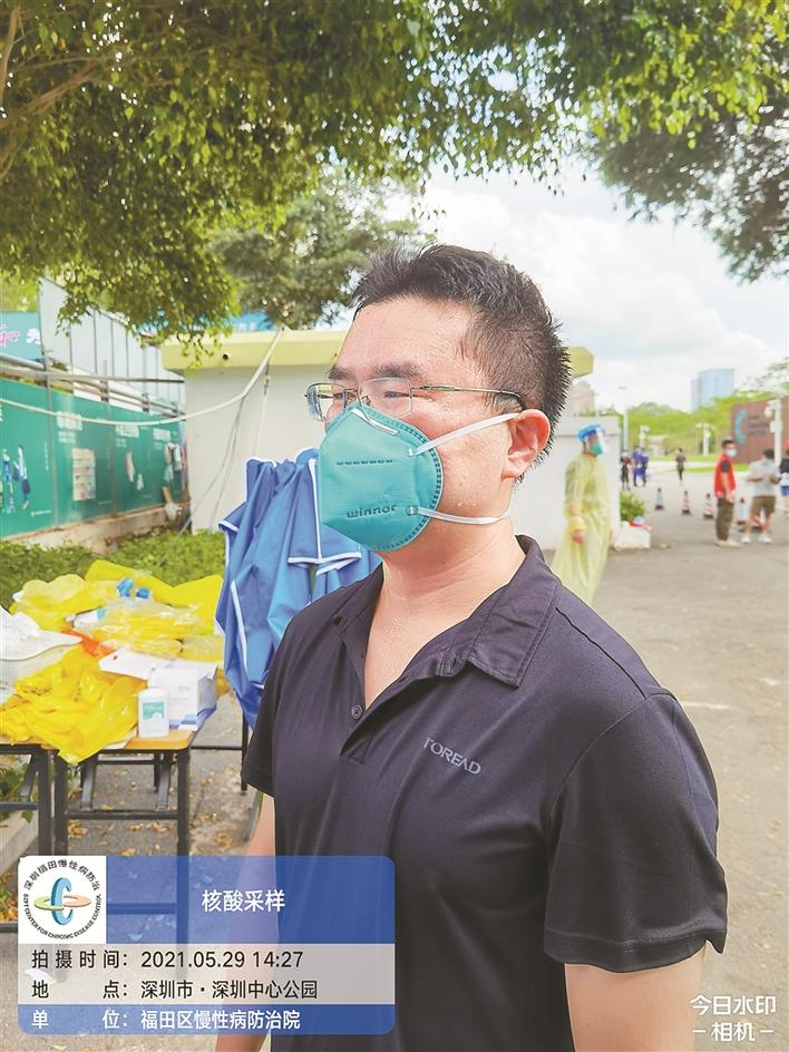 我是党员我应该上前线,党员肯定要冲到最前面