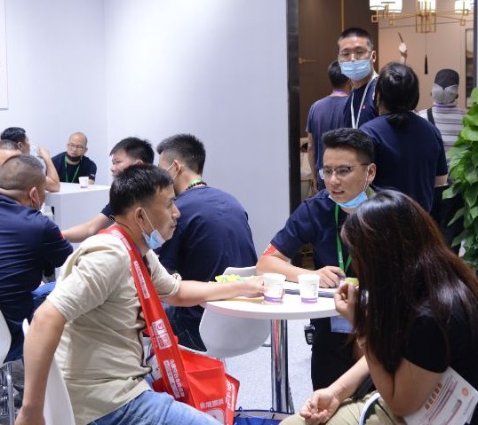 宝仕龙吊顶多少钱一平方,宝仕龙定制吊顶斜顶怎么安装