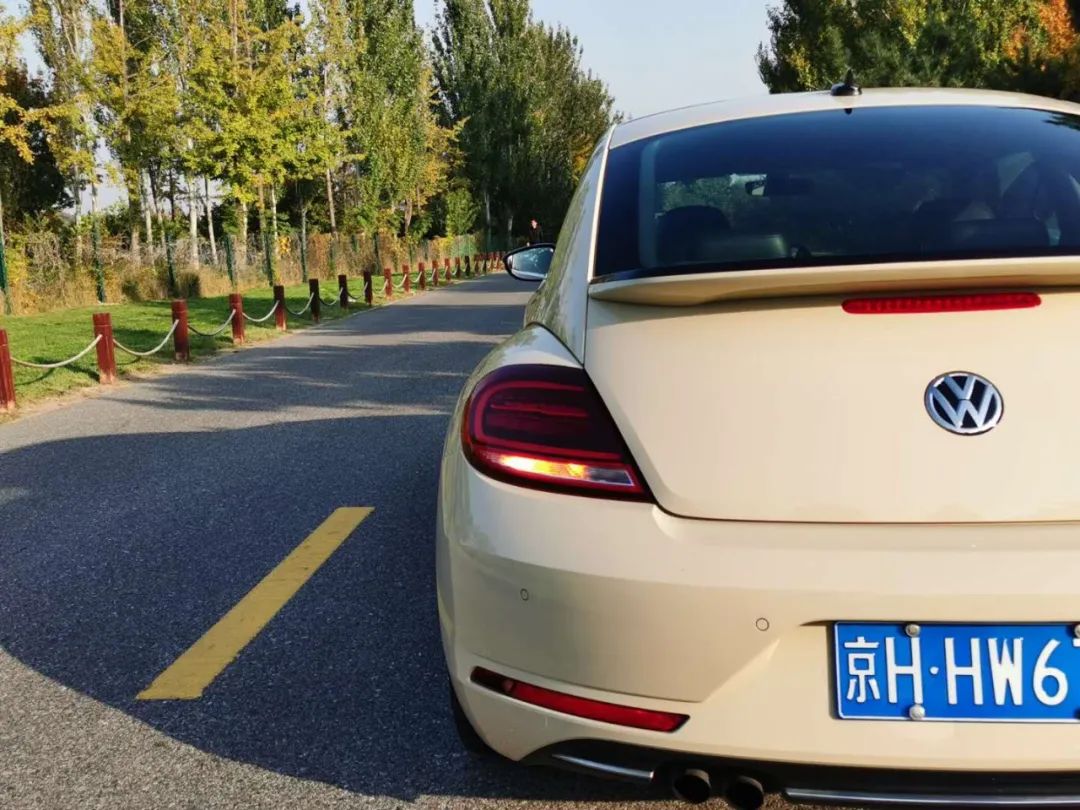 大众甲壳虫这款车怎么样啊,大众甲壳虫适合年轻女性的车