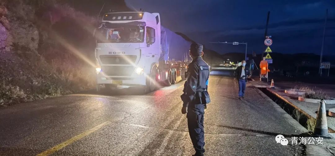 祝福祖国守护百姓健康,祝福祖国繁荣昌盛我在岗