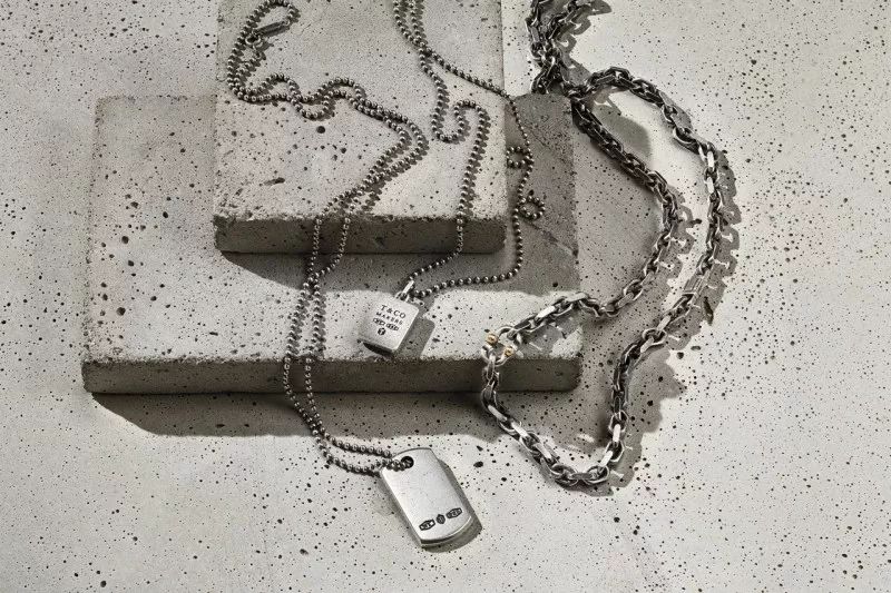 卡西欧G-SHOCK发布多彩碳纤维腕表,卡西欧碳纤维手表测评